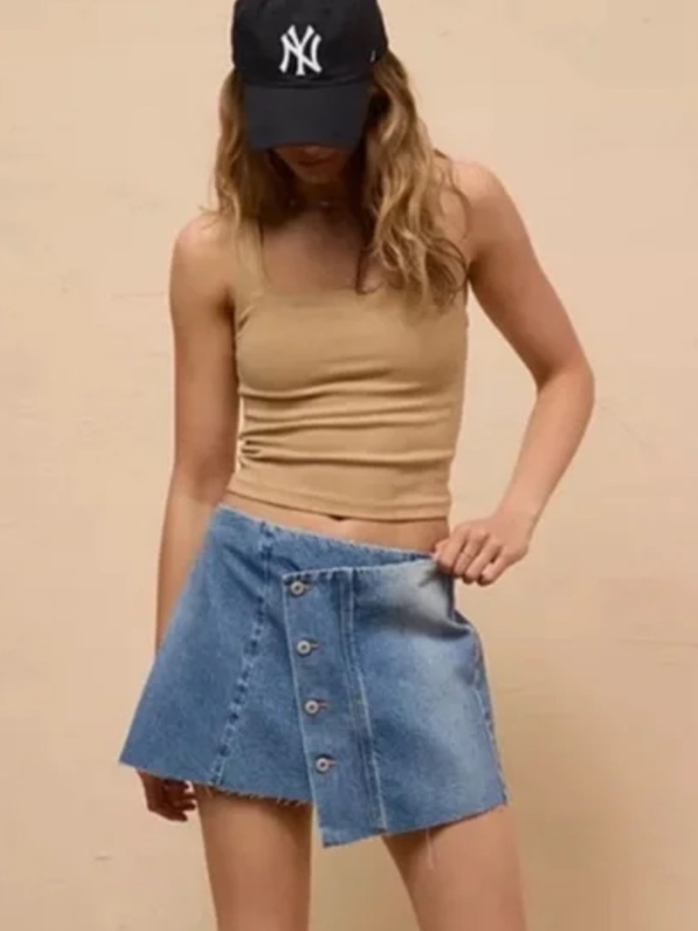 American Eagle Outfitters Frayed Hem Button-Front Denim Mini Skirt in Blue